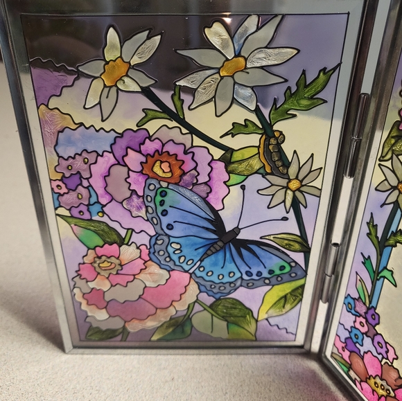 Stained Glass Picture Frame - Picture 2 of 3